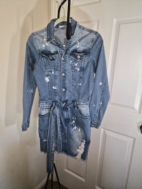 Fashion Nova Distressed Blue Denim Jacket Dress with Belt